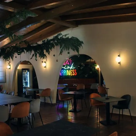 Tiber Suite-2
